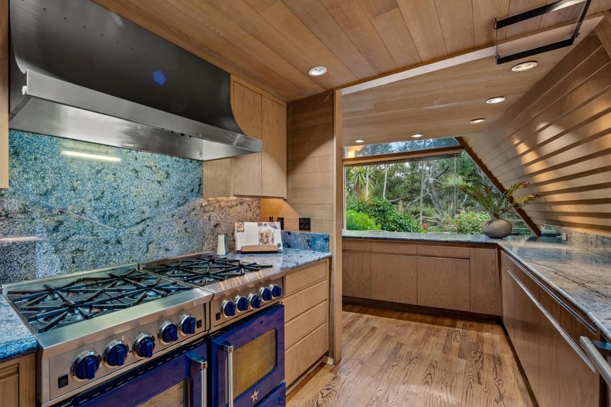 Interior, Kitchen, Recessed Lighting, Stainless Steel Appliances, Wooden Ceilings, Wood Texture Flooring