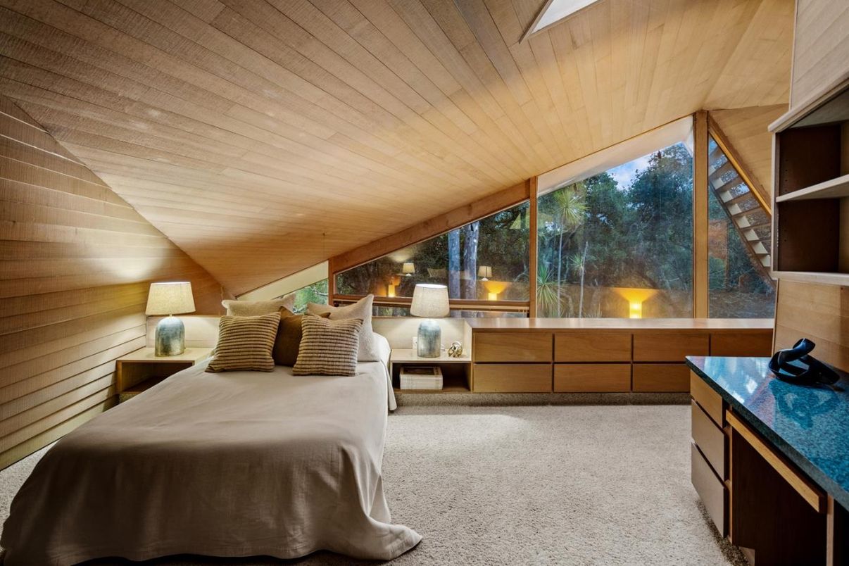 Bedroom, Interior, Wooden Ceilings, Wooden Walls