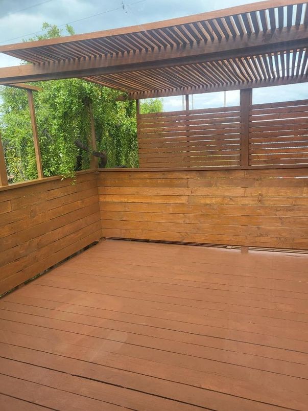 Exterior, Wood Texture Flooring