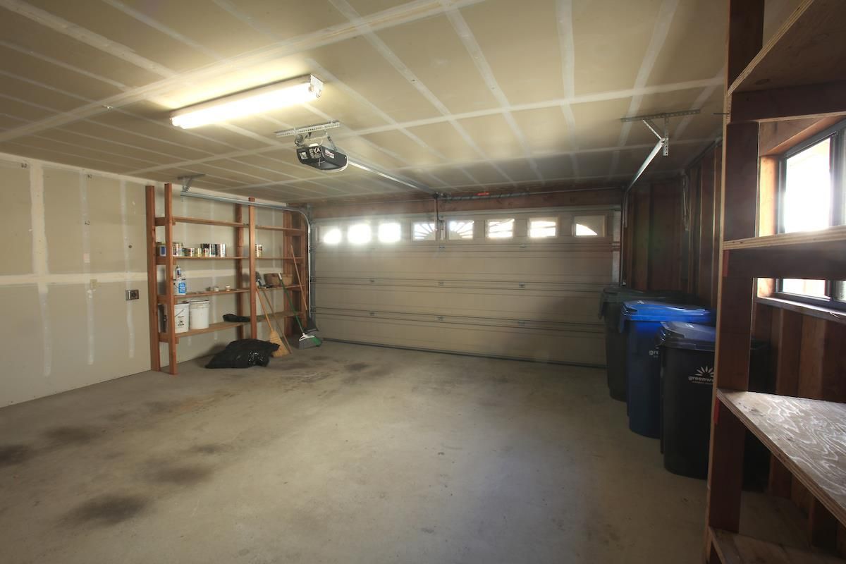 Garage, Interior, Wooden Walls