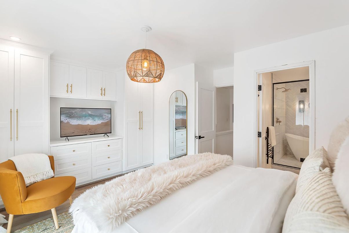 Bedroom, Interior, Pendant Lights, Recessed Lighting