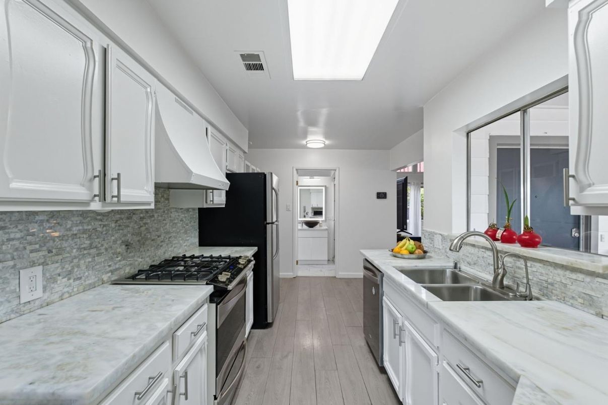 Interior, Kitchen, Wood Texture Flooring