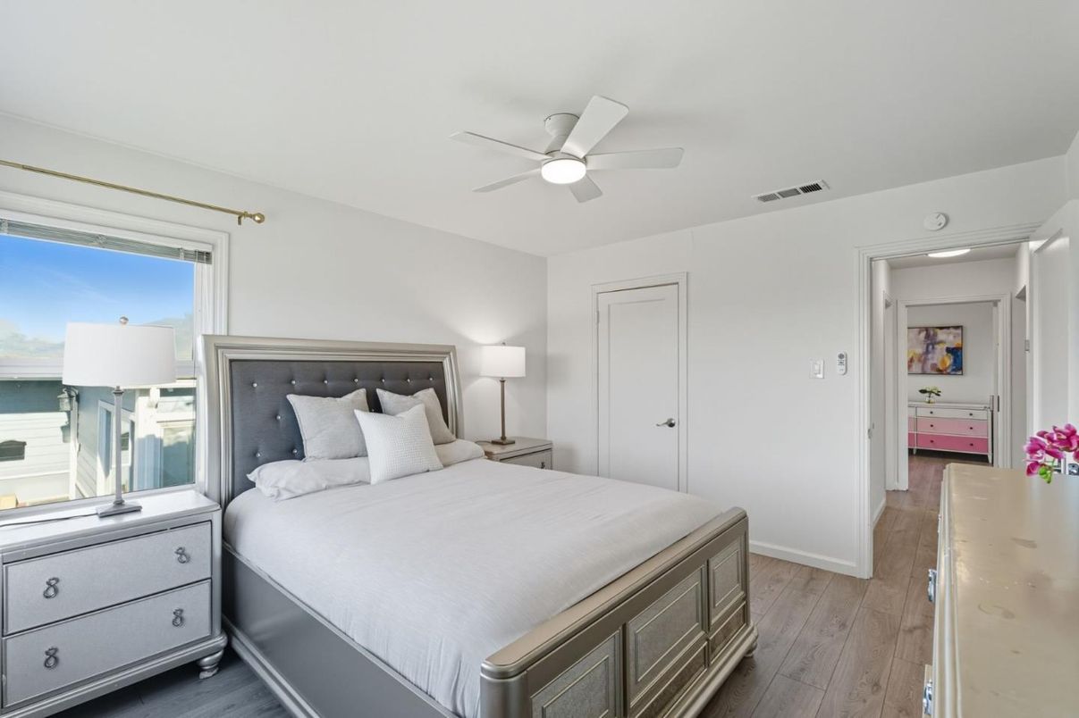 Bedroom, Interior, Wood Texture Flooring
