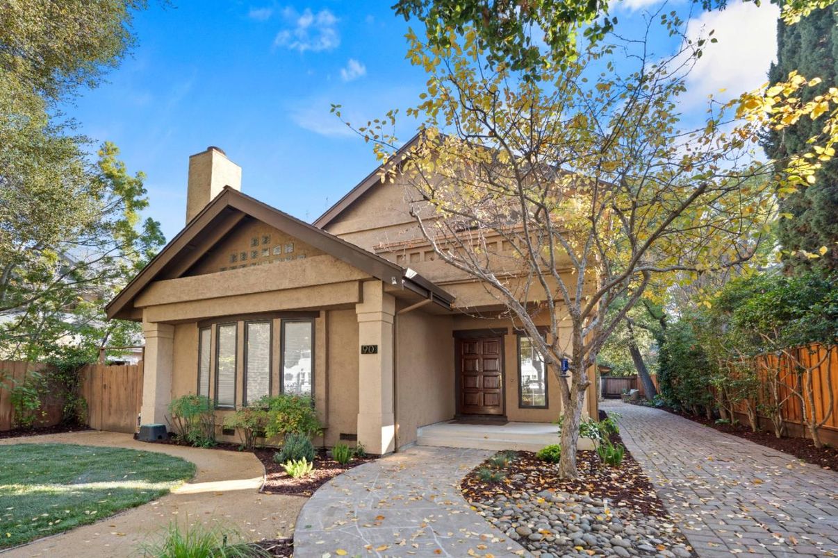 Exterior, Facade, American Craftsman