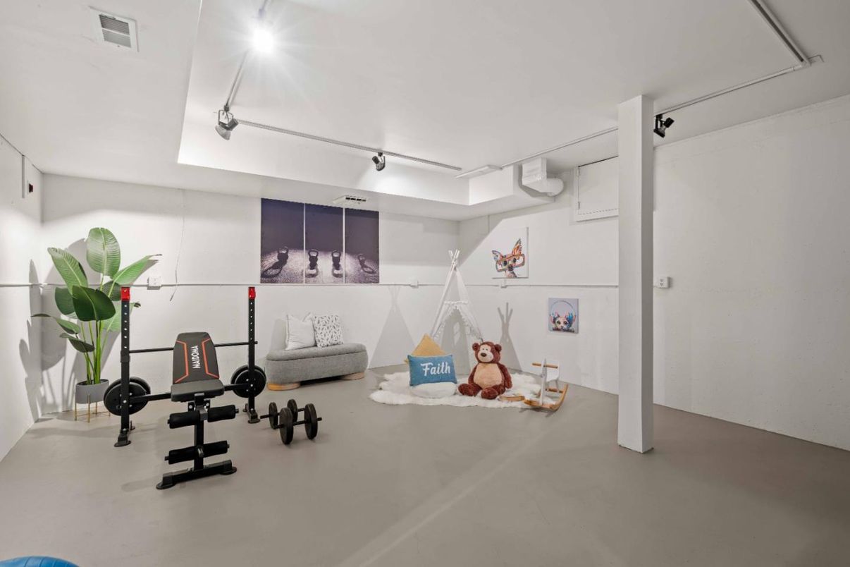 Fitness Equipment, Interior