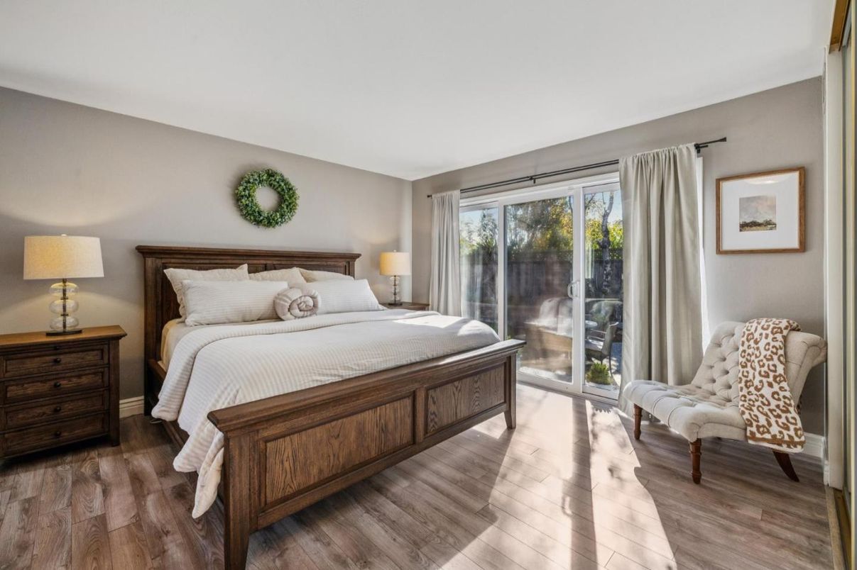 Bedroom, Interior, Wood Texture Flooring