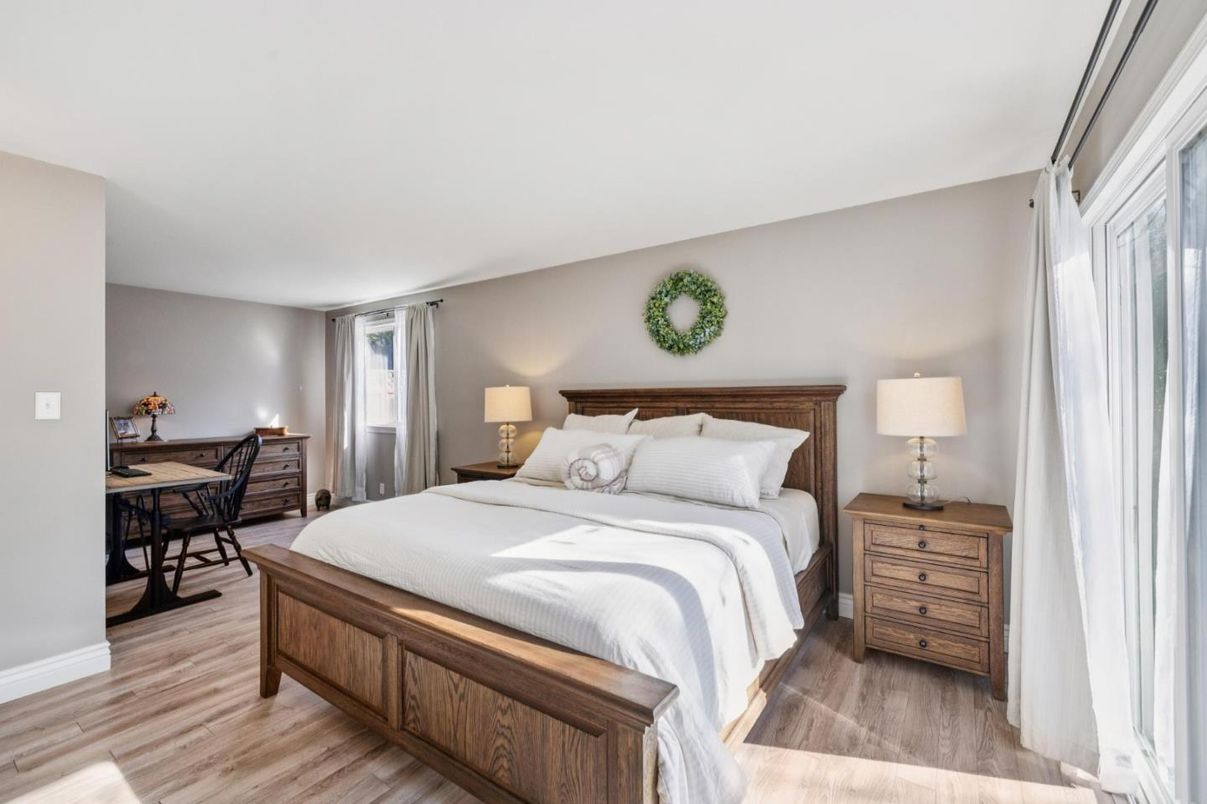 Bedroom, Interior, Wood Texture Flooring