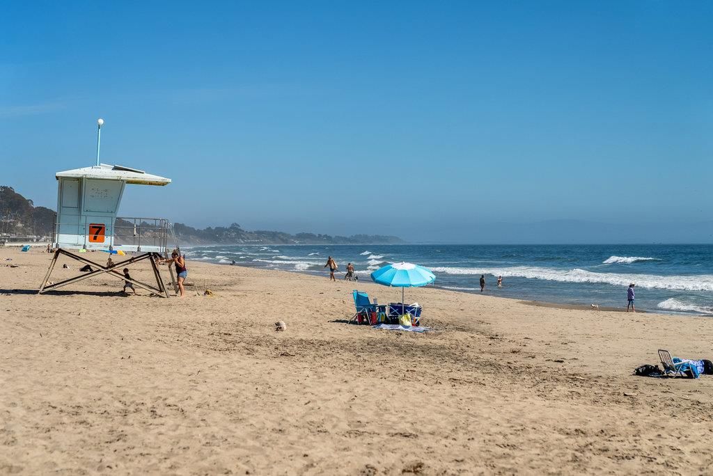 Exterior, Playground