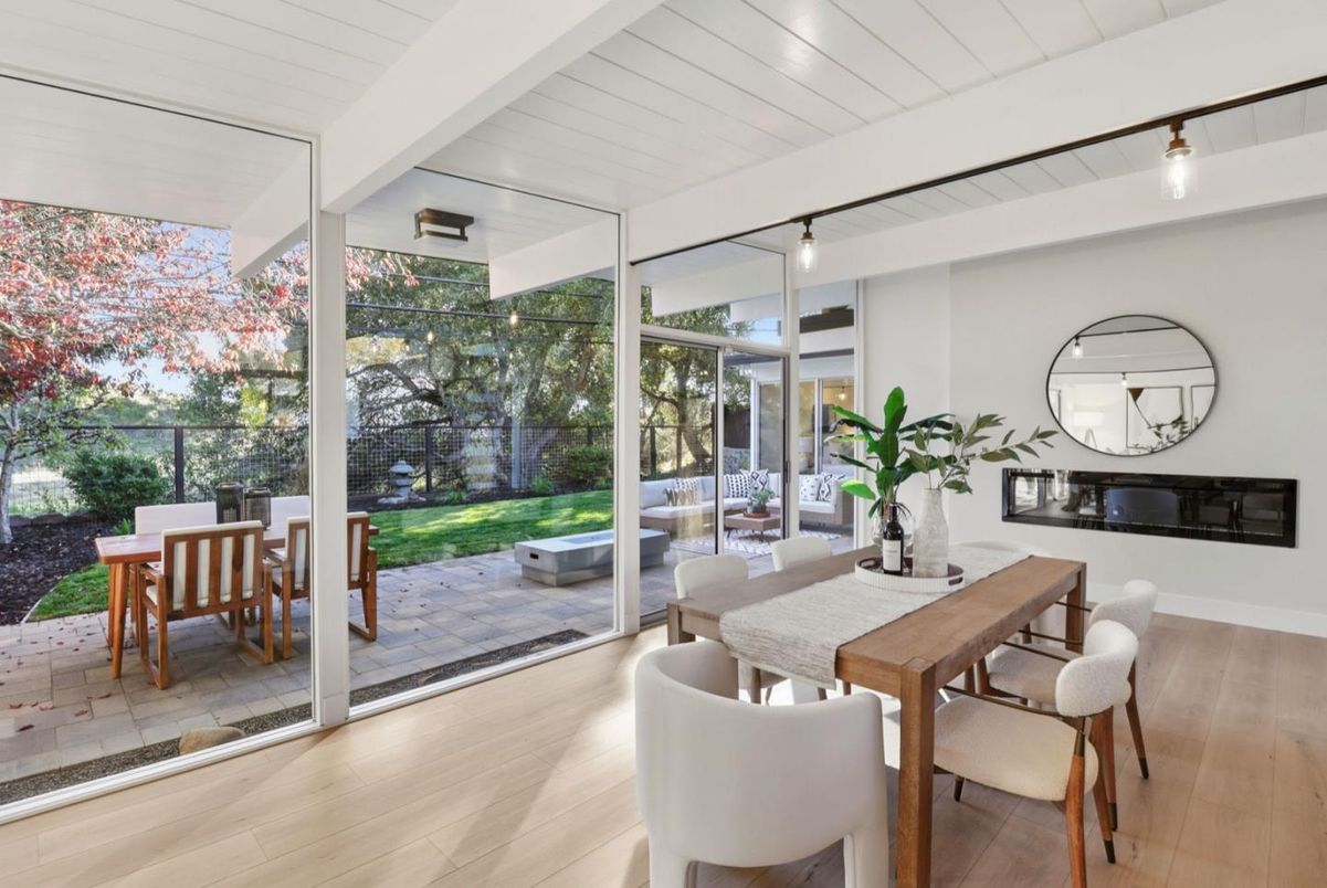 Dining room, Interior, Wood Texture Flooring
