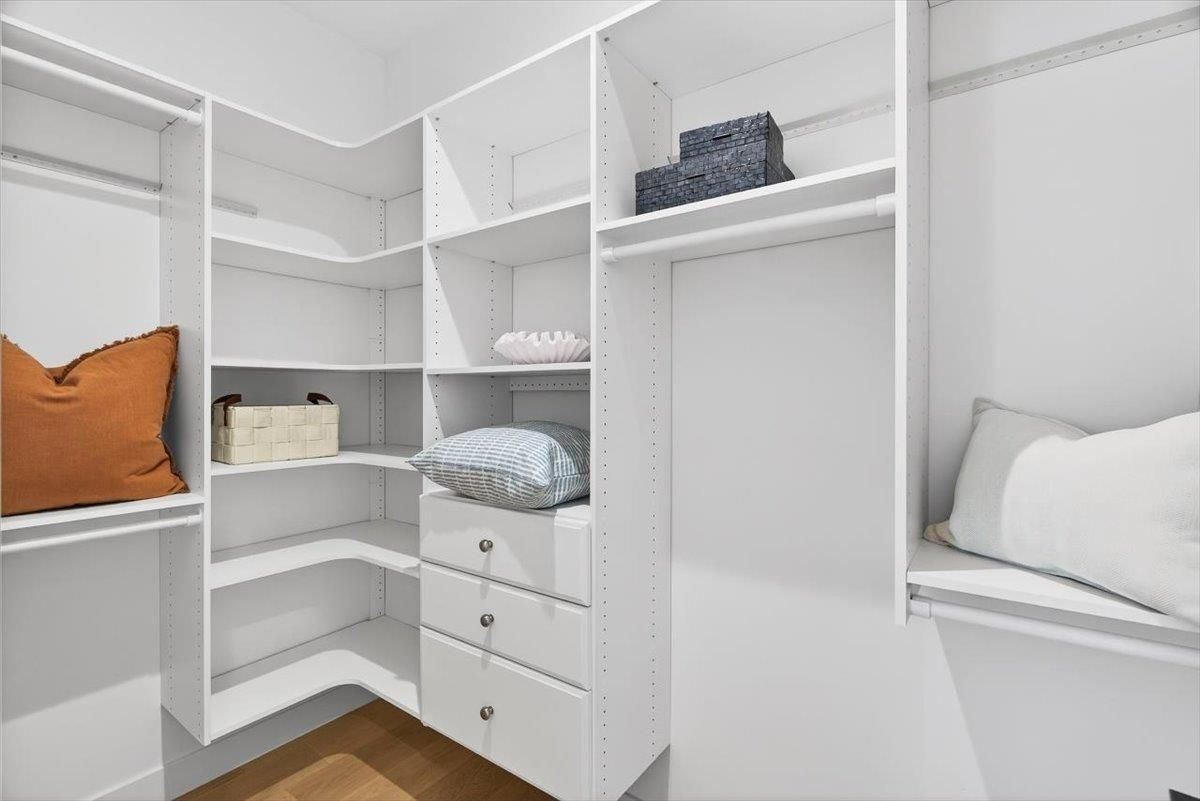 Interior, Walk-in Closets, Wood Texture Flooring