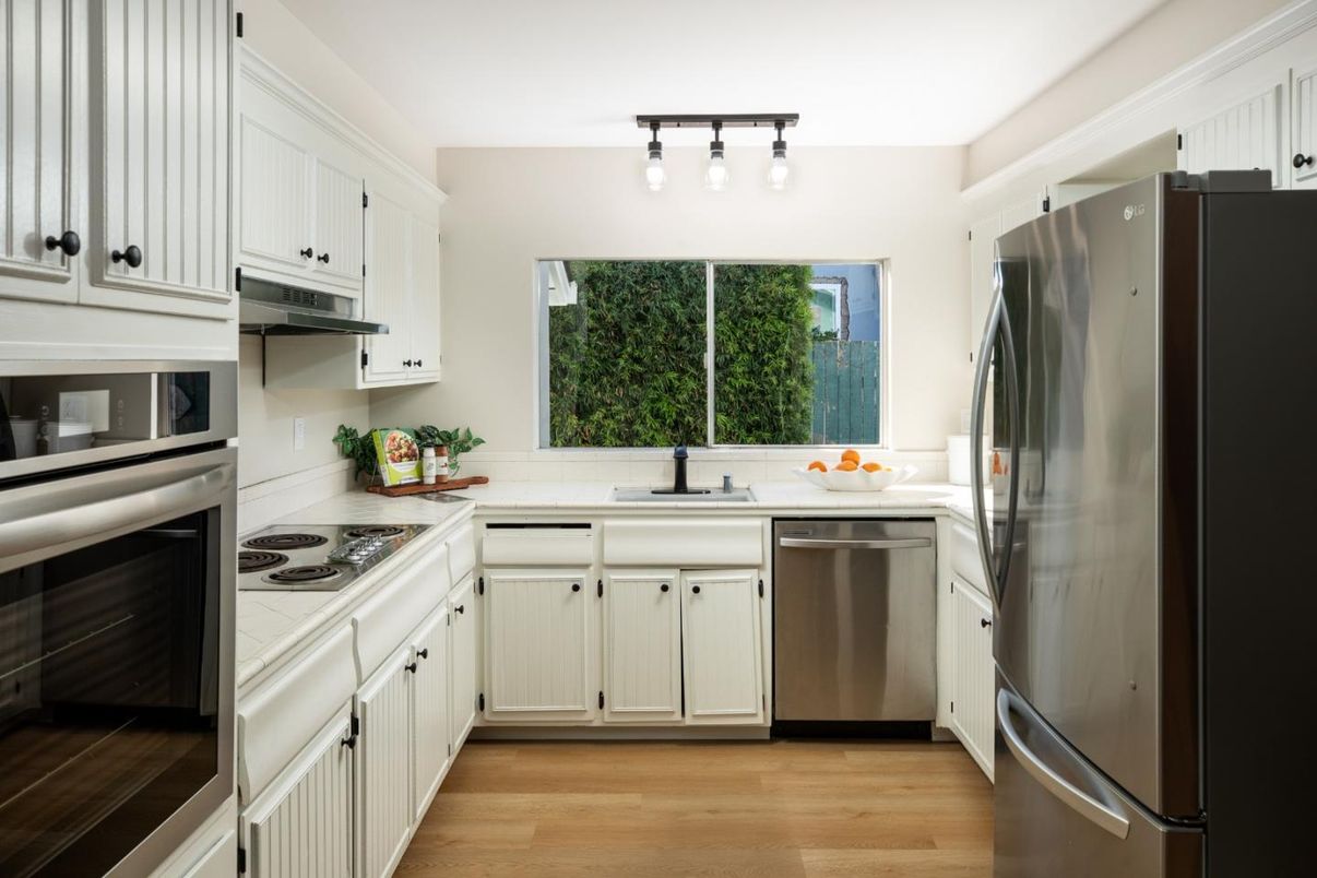 Interior, Kitchen, Stainless Steel Appliances, Wood Texture Flooring