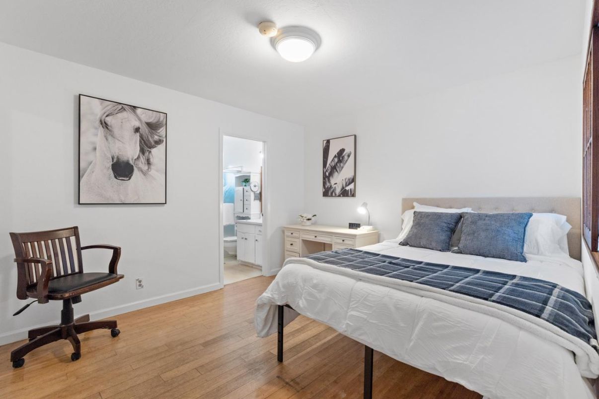 Bedroom, Interior, Wood Texture Flooring