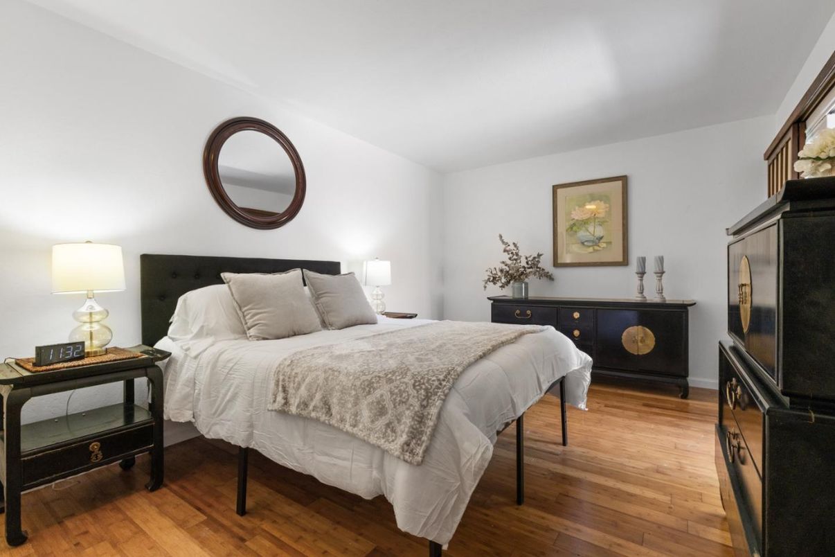 Bedroom, Interior, Wood Texture Flooring