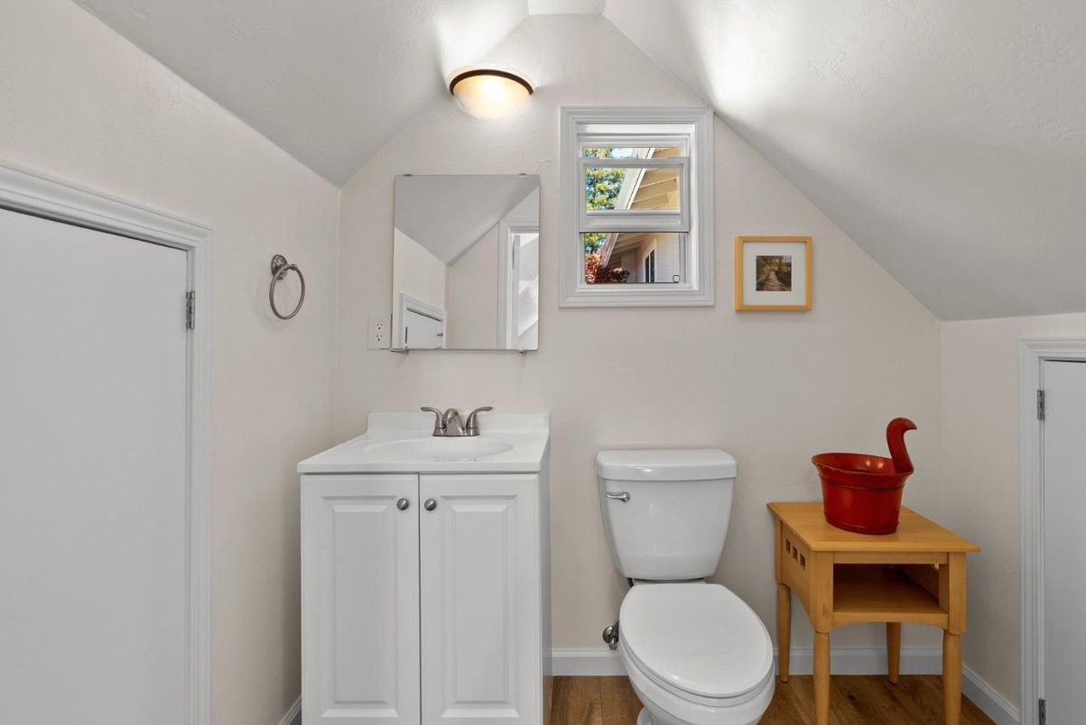 Bathroom, Dual Sink Vanities, Interior, Wood Texture Flooring