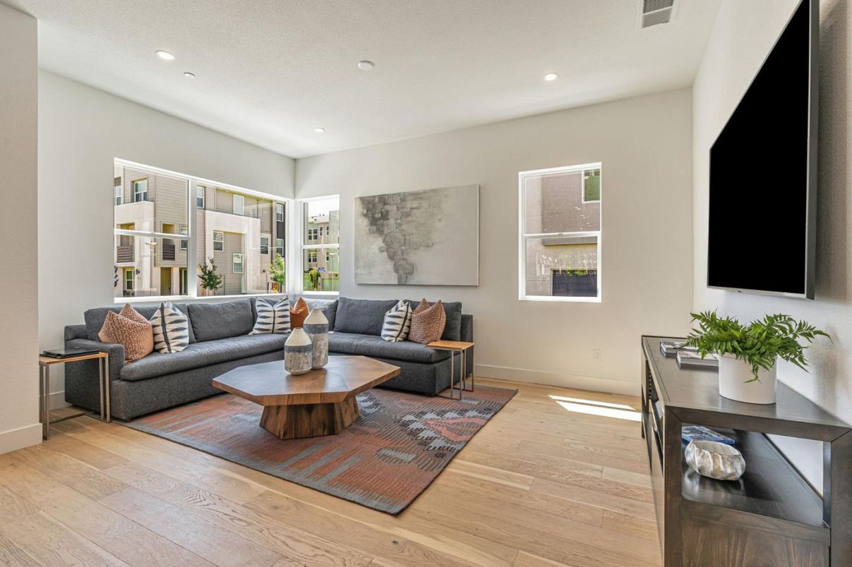 Interior, Living room, Recessed Lighting, Wood Texture Flooring