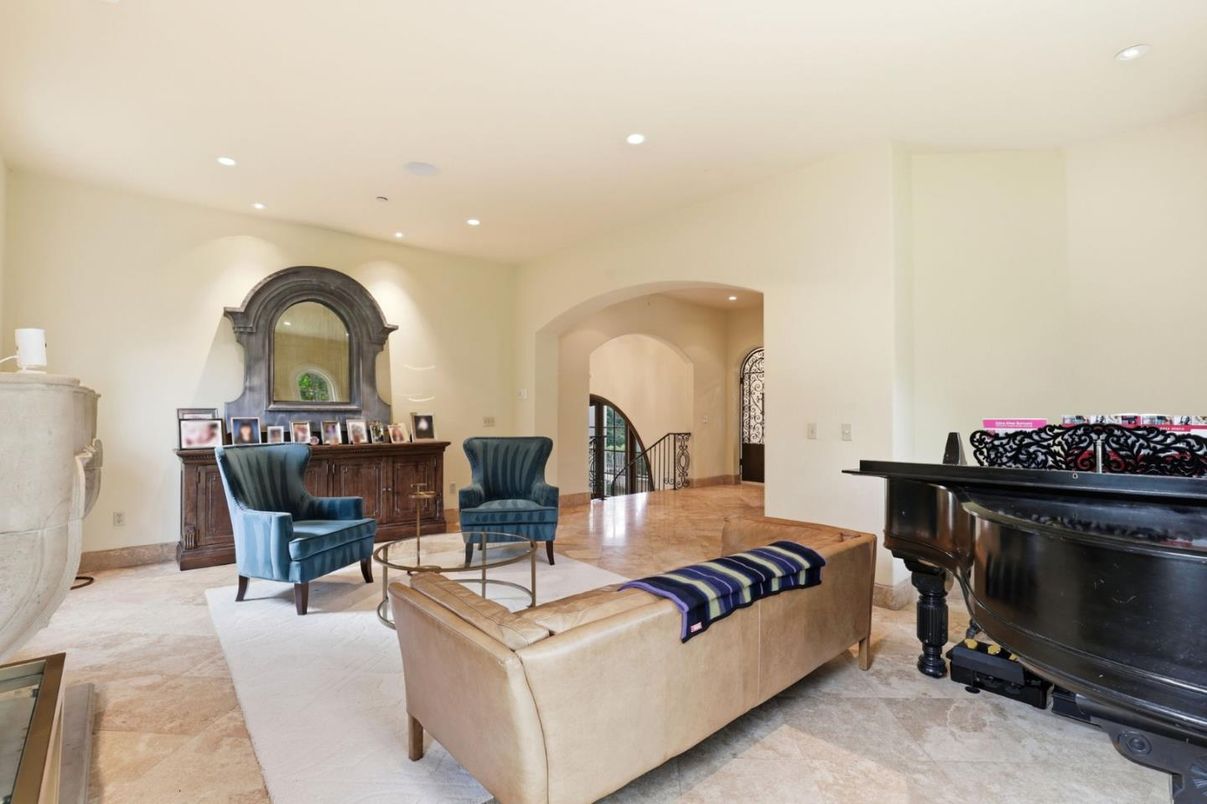 Interior, Living room, Recessed Lighting