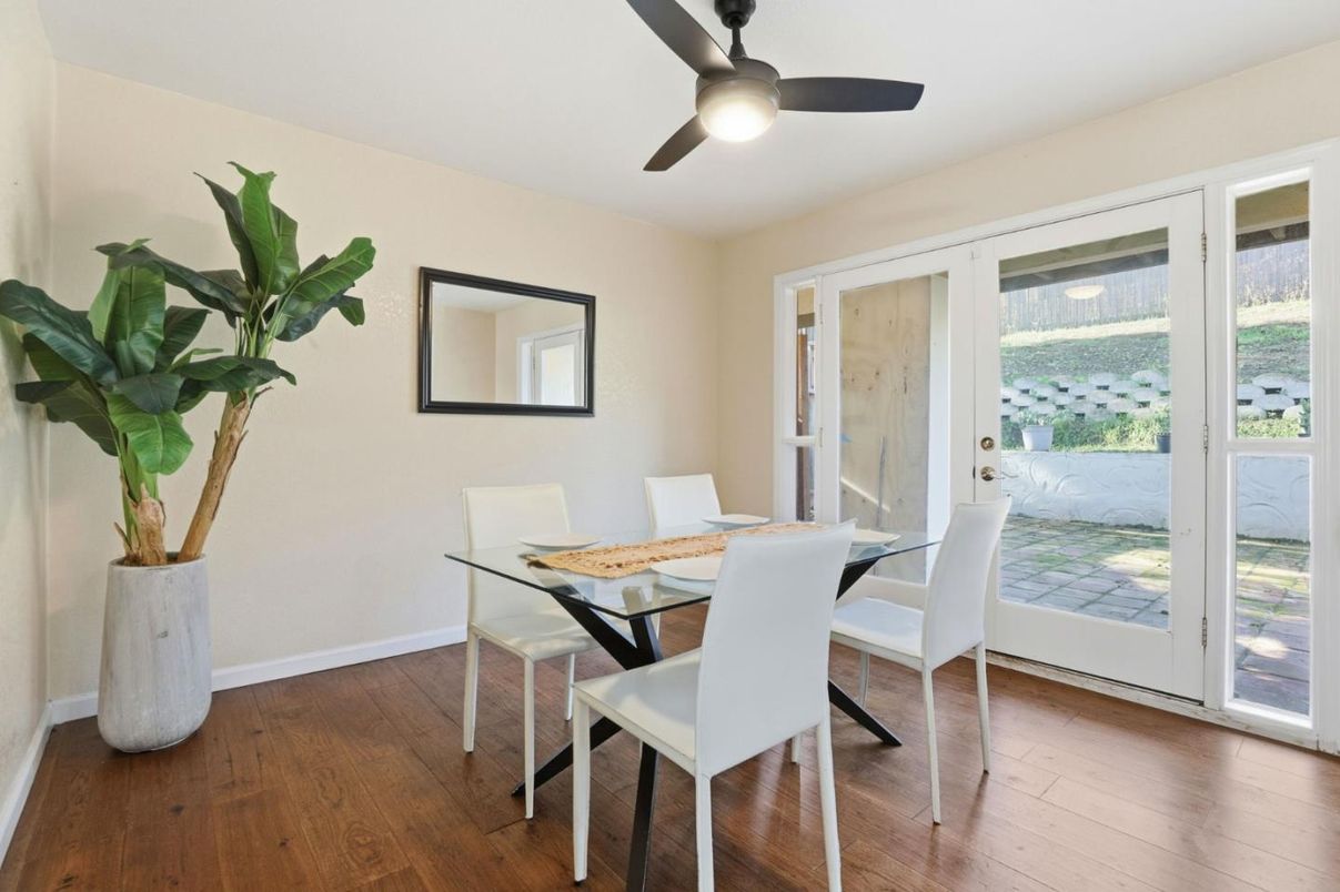 Dining room, Interior, Wood Texture Flooring