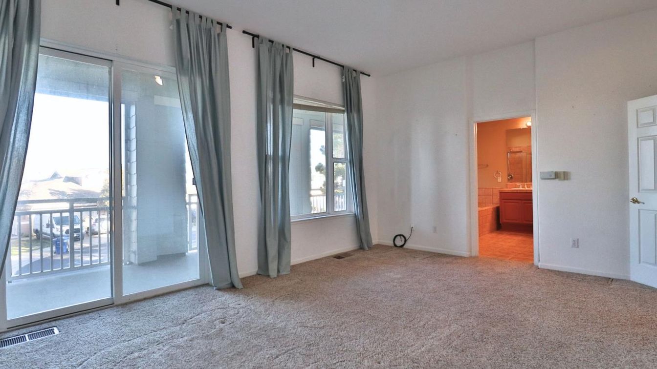 Bathroom, Empty room, Interior