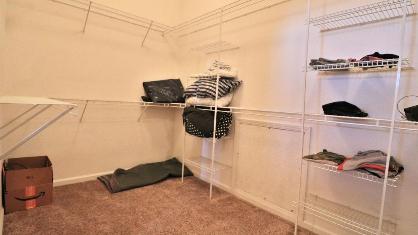 Interior, Walk-in Closets
