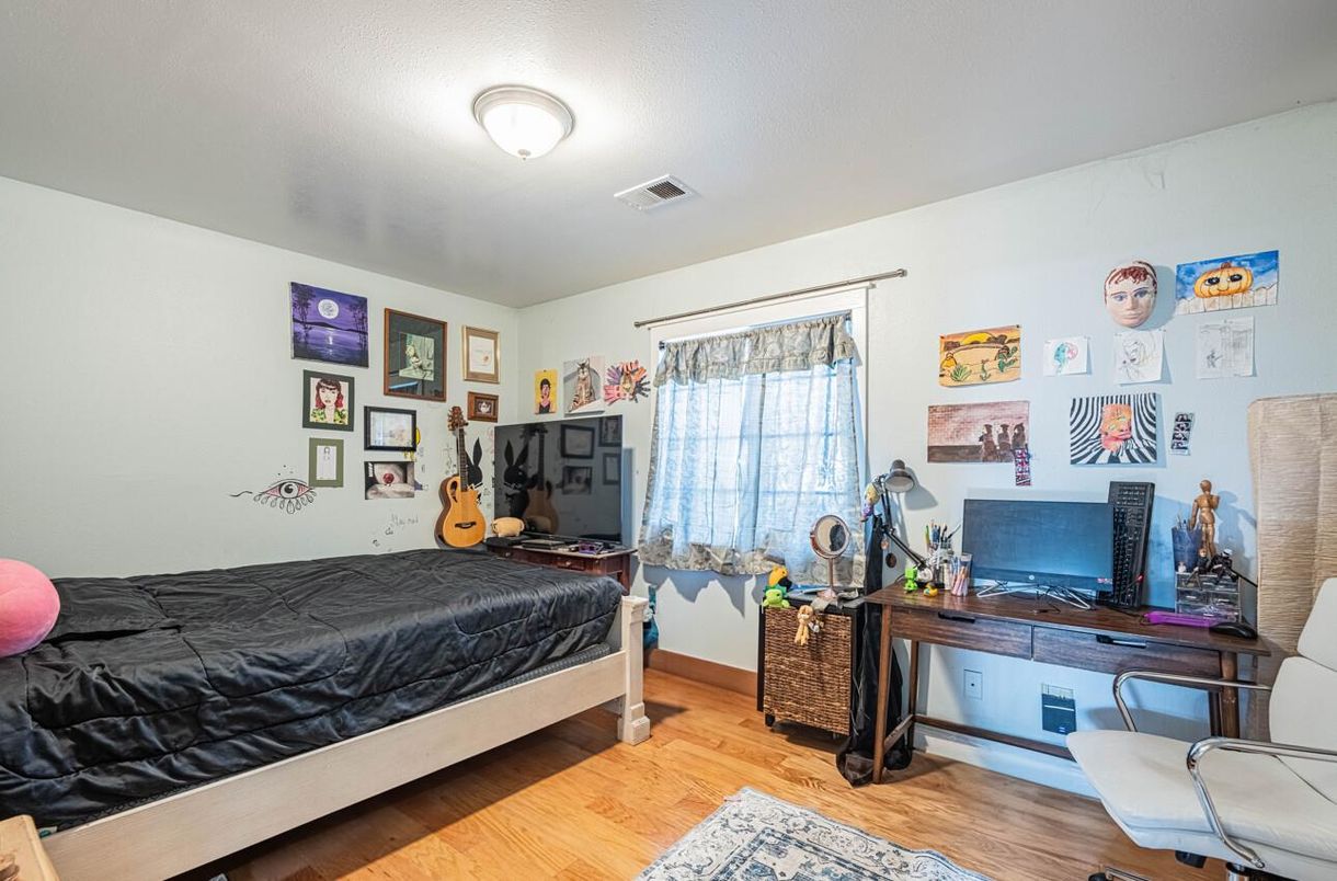 Bedroom, Interior, Wood Texture Flooring