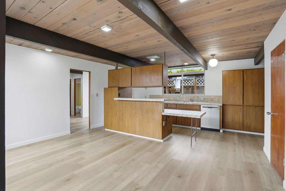 Interior, Kitchen, Pendant Lights, Recessed Lighting, Wooden Beams, Wooden Ceilings, Wood Texture Flooring