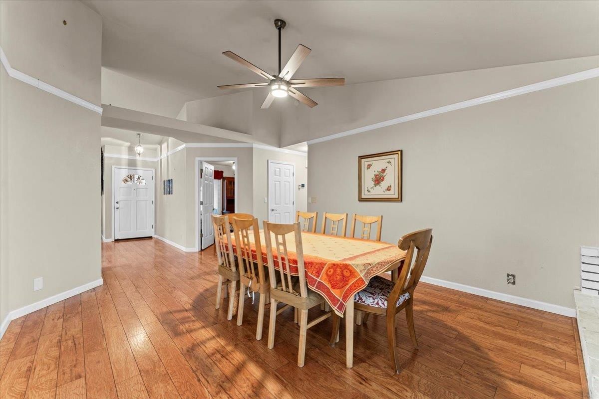 Dining room, Interior, Wood Texture Flooring