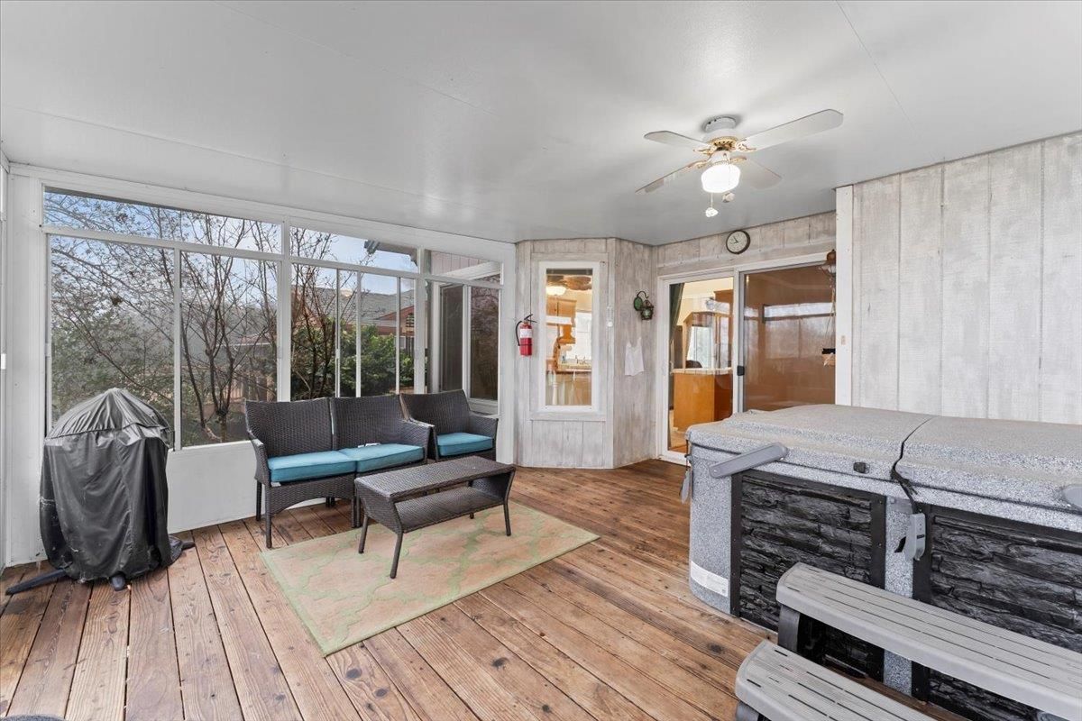 Hot Tub, Interior, Living room, Sun Room, Wood Texture Flooring