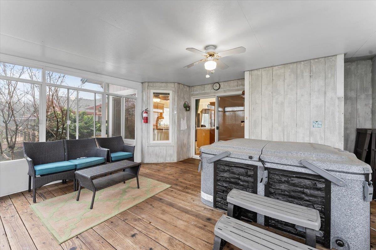 Hot Tub, Interior, Sun Room, Wood Texture Flooring