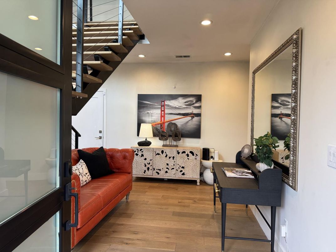 Interior, Recessed Lighting, Wood Texture Flooring