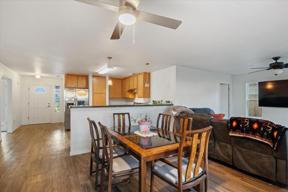 Dining room, Interior, Kitchen, Living room, Stainless Steel Appliances, Wood Texture Flooring