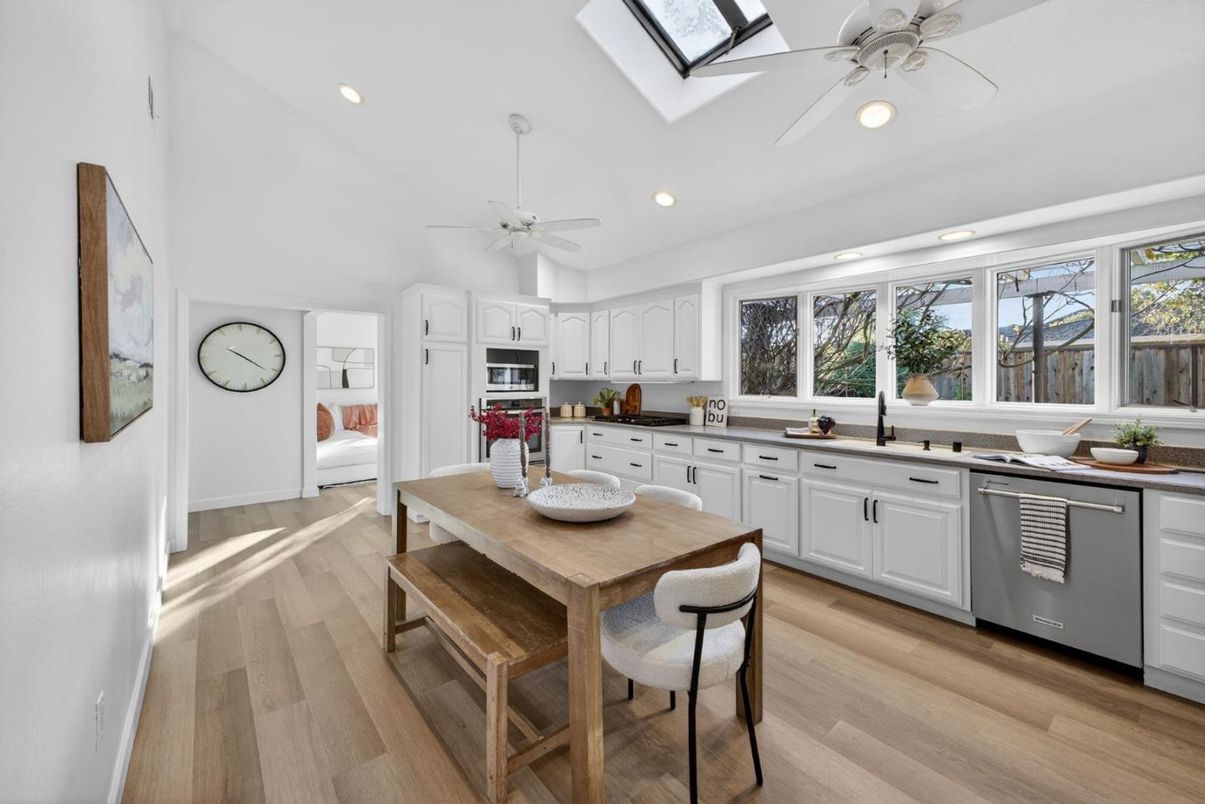 Dining room, Interior, Kitchen, Recessed Lighting, Stainless Steel Appliances, Wood Texture Flooring