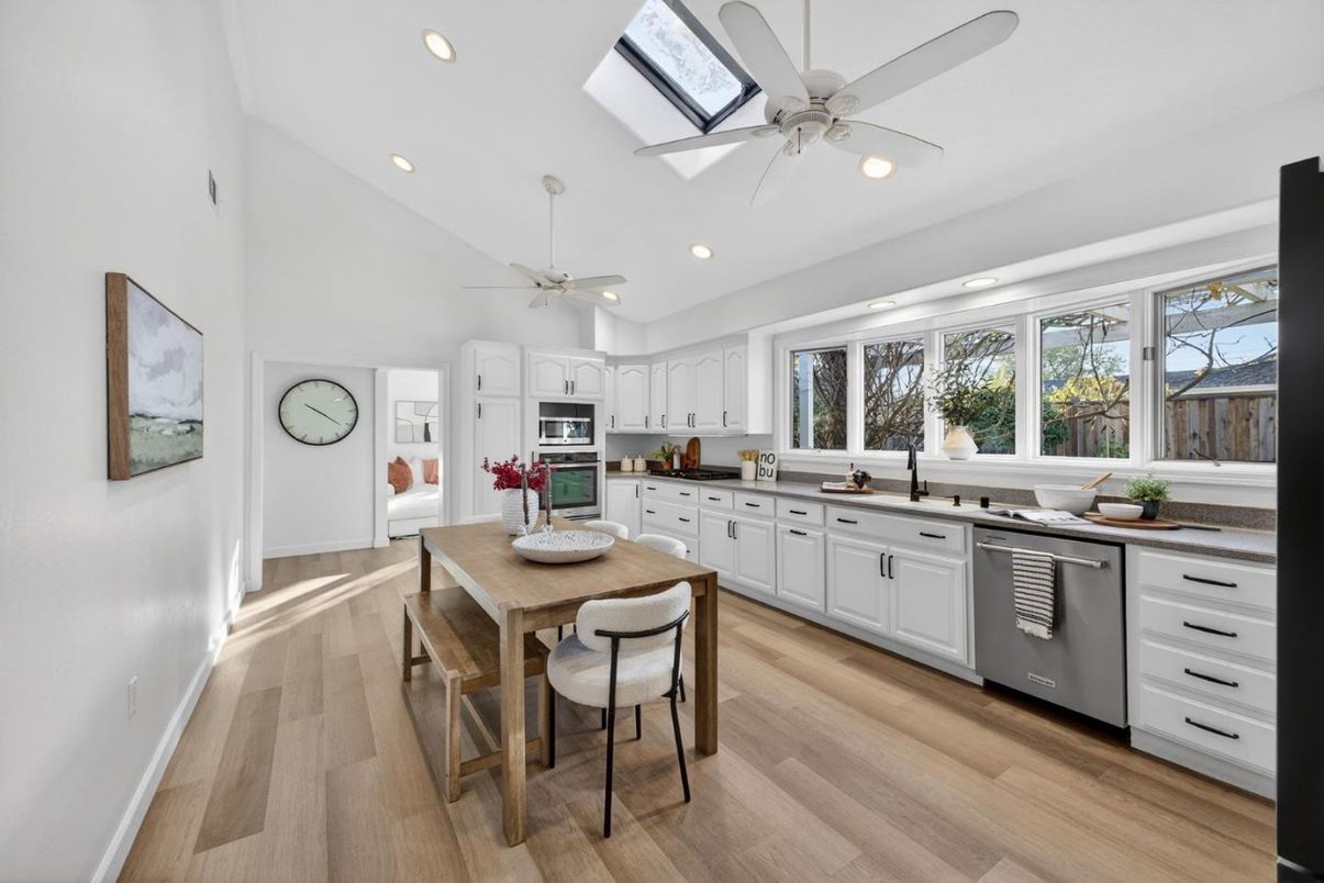 Dining room, Interior, Kitchen, Recessed Lighting, Stainless Steel Appliances, Wood Texture Flooring