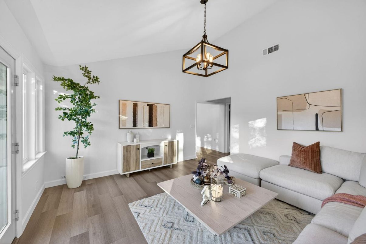 Interior, Living room, Pendant Lights, Wood Texture Flooring