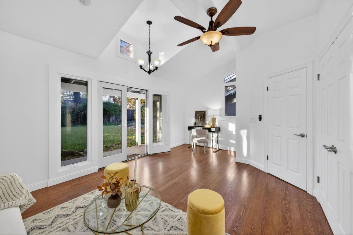 Chandelier, Interior, Wood Texture Flooring