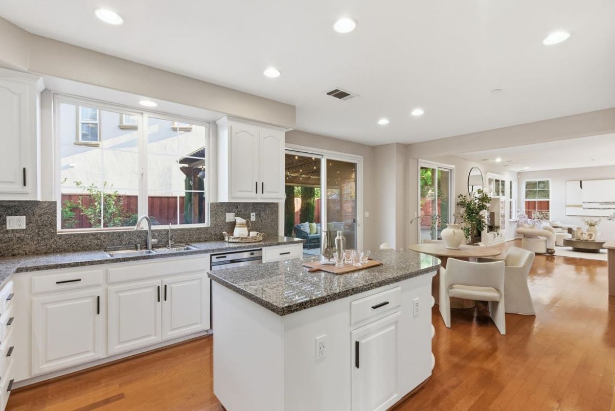 Dining room, Interior, Kitchen, Living room, Recessed Lighting, Wood Texture Flooring