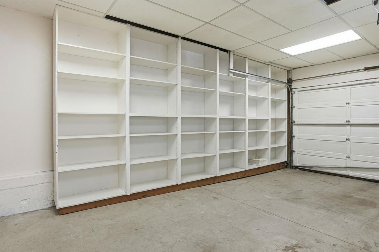 Interior, Recessed Lighting, Walk-in Closets