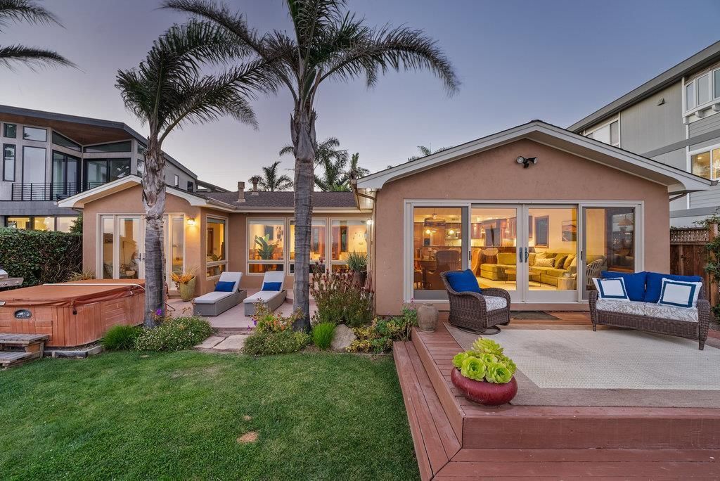 Backyard, Exterior, Hot Tub