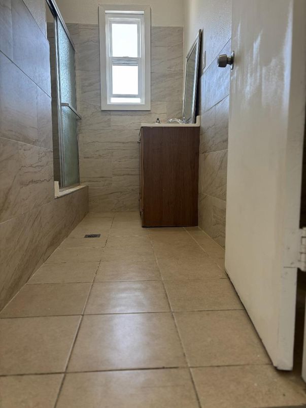 Bathroom, Interior, Marble Walls