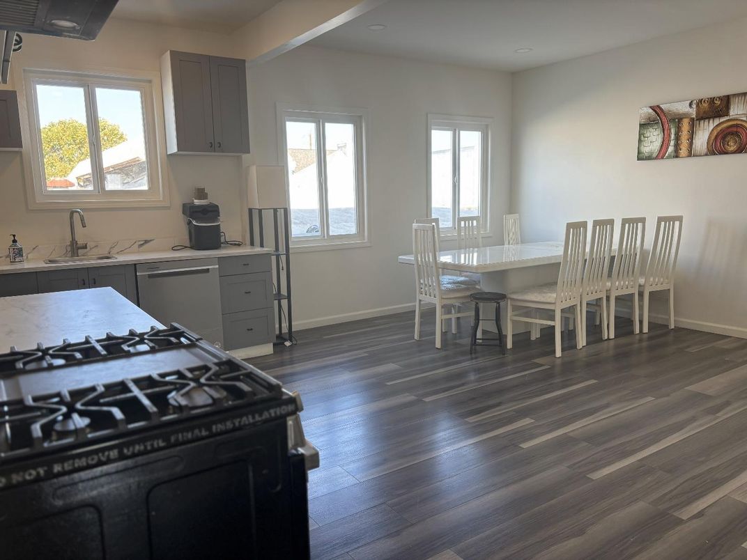 Dining room, Interior, Kitchen, Recessed Lighting, Wood Texture Flooring