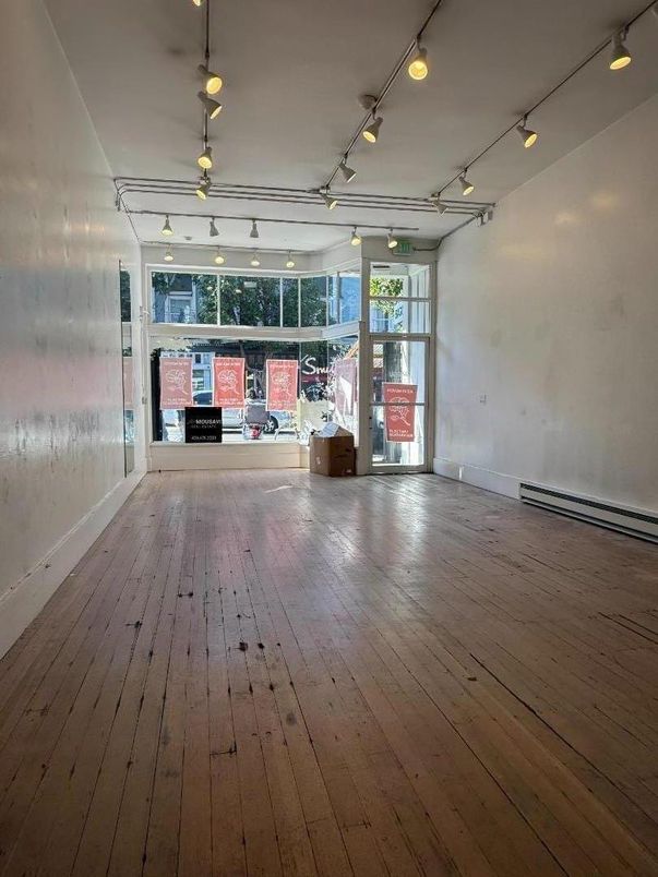 Interior, Pendant Lights, Wood Texture Flooring