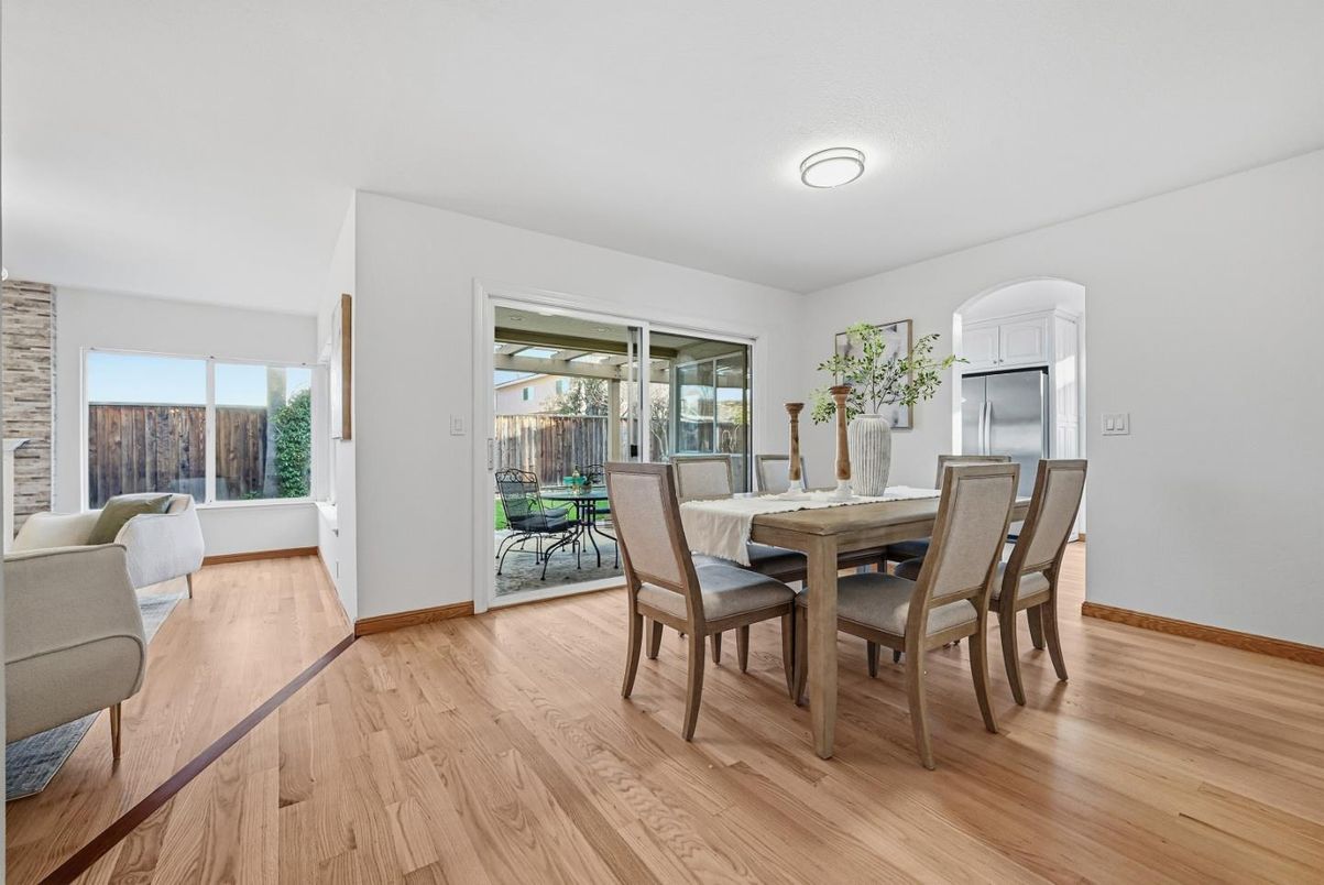 Dining room, Interior, Wood Texture Flooring