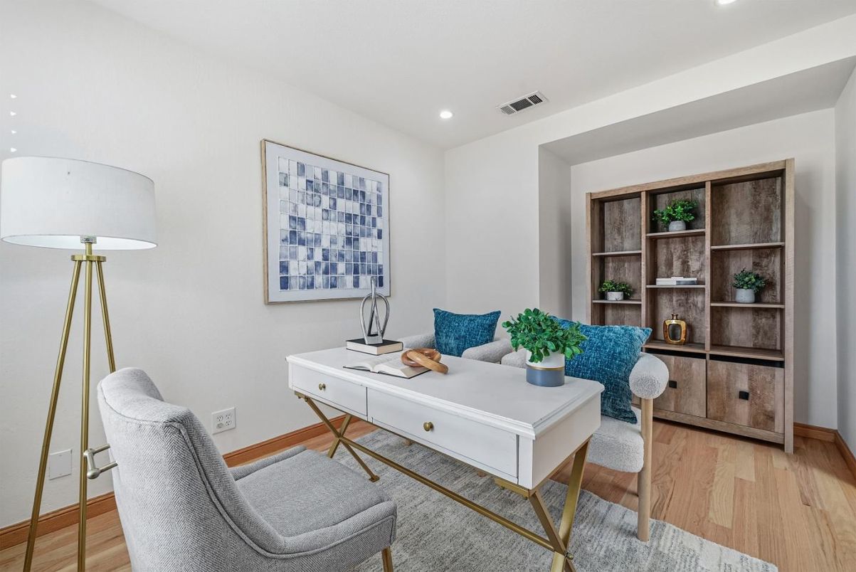 Home Office, Interior, Recessed Lighting, Wood Texture Flooring