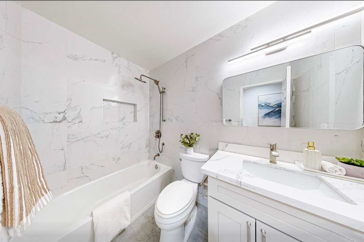 Bathroom, Interior, Marble Walls