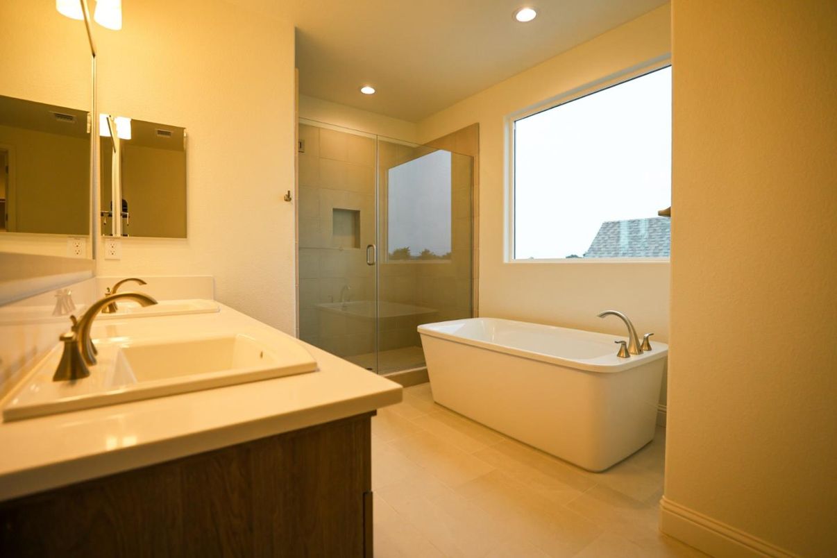 Bathroom, Dual Sink Vanities, Free Standing Baths, Glass Shower, Interior, Recessed Lighting