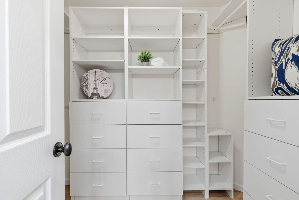 Interior, Walk-in Closets