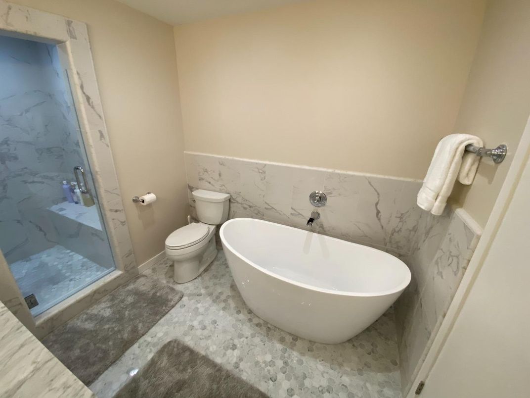 Bathroom, Free Standing Baths, Interior, Marble Walls