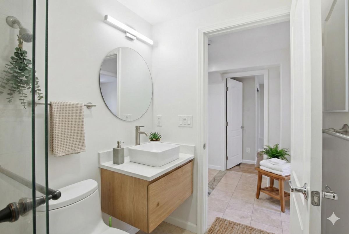 Bathroom, Glass Shower, Interior