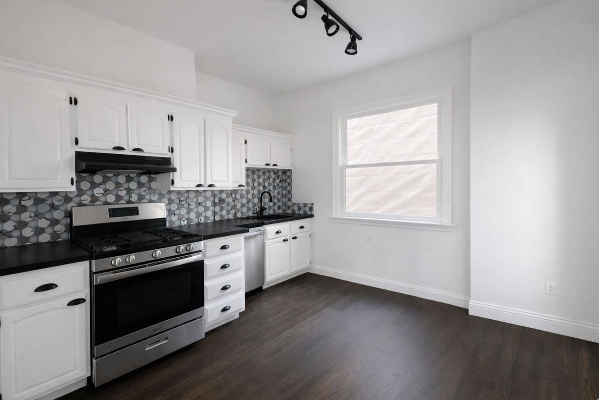 Interior, Kitchen, Stainless Steel Appliances, Wood Texture Flooring