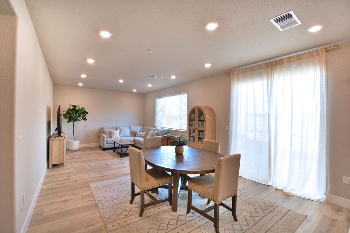 Dining room, Interior, Living room, Recessed Lighting, Wood Texture Flooring