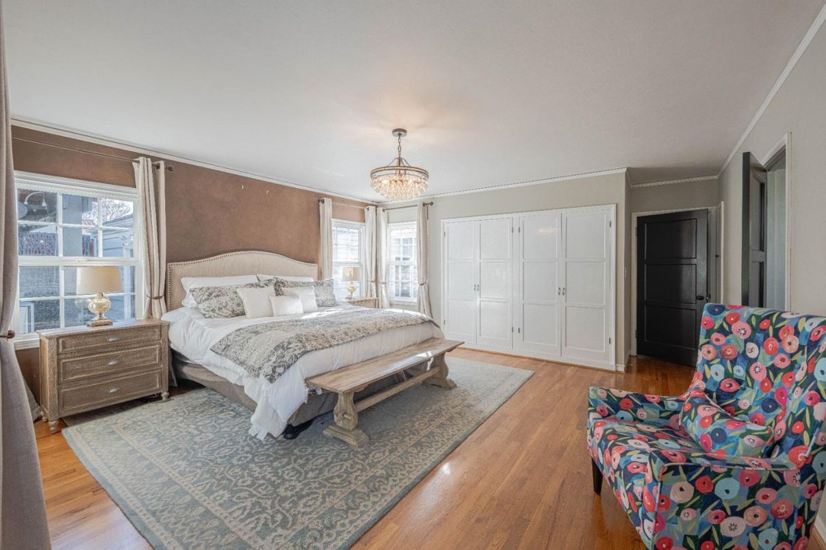 Bedroom, Chandelier, Interior, Wood Texture Flooring